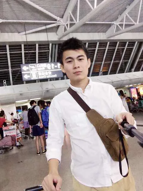 画一个姑娘陪着我